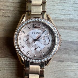 Fossil ladies rose gold tone dress watch NEW BATTERY
